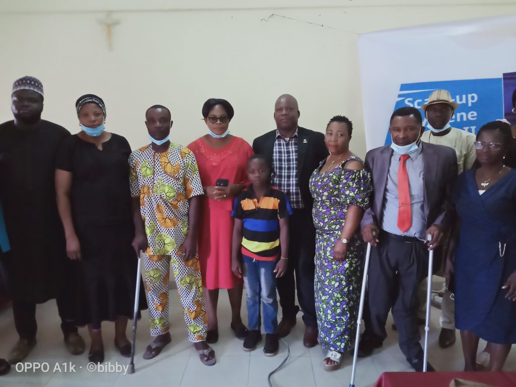 Oyo Partners NGOs, Train Health Workers On Hand Washing Techniques